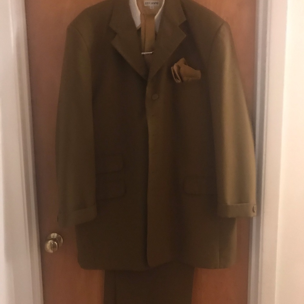 Men’s Suite